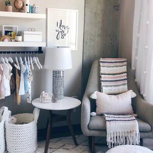 LONDON KAYE Tufted Woven Throw Blanket